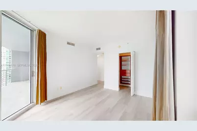 325 S Biscayne Blvd #2226, Miami, FL 33131 - Photo 12
