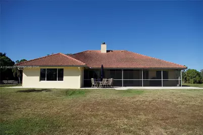 2564 Deer Run Trl, Loxahatchee, FL 33470 - Photo 54