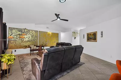 1975 NW 191st Ave, Pembroke Pines, FL 33029 - Photo 12