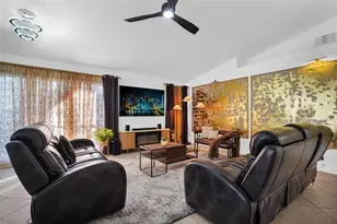1975 NW 191st Ave, Pembroke Pines, FL 33029 - Photo 4