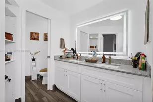 1975 NW 191st Ave, Pembroke Pines, FL 33029 - Photo 28