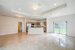 709 SW 3rd St, Dania Beach, FL 33004 - Photo 10