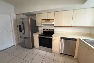 11864 SW 99th St, Miami, FL 33186 - Photo 8
