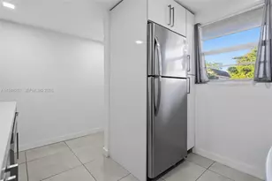 469 N Pine Island Rd, Plantation, FL 33324 - Photo 8