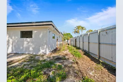 540 Harem Ave, Opa-Locka, FL 33054 - Photo 32