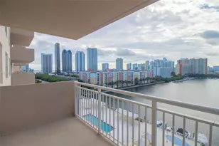250 174th St, Sunny Isles Beach, FL 33160 - Photo 4