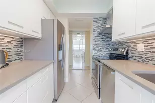 250 174th St, Sunny Isles Beach, FL 33160 - Photo 14