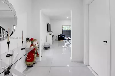 320 NW 13th Ct #320, Florida City, FL 33034 - Photo 8