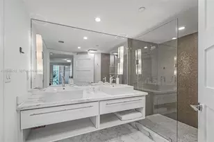 5025 Collins Ave, Miami Beach, FL 33140 - Photo 4