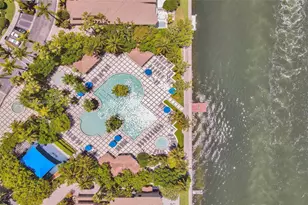 21050 Point Pl, Aventura, FL 33180 - Photo 14