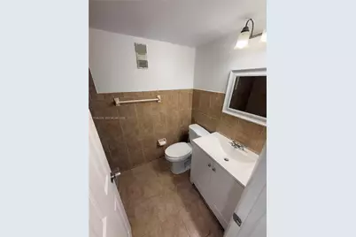 7105 W 13th Ave #402, Hialeah, FL 33014 - Photo 22