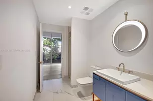 2678 Tigertail Ave, Miami, FL 33133 - Photo 10