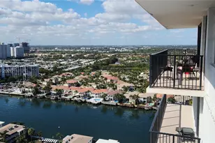 2101 S Ocean Dr, Hollywood, FL 33019 - Photo 2