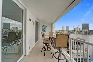 410 Golden Isles Dr, Hallandale Beach, FL 33009 - Photo 20