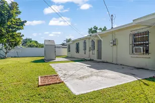 14421 Harrison St, Miami, FL 33176 - Photo 34