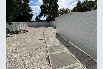 30 E 44th St #30, Hialeah, FL 33013 - Photo 4