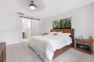 10570 NE 3rd Ave, Miami Shores, FL 33138 - Photo 32