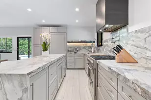 10570 NE 3rd Ave, Miami Shores, FL 33138 - Photo 18