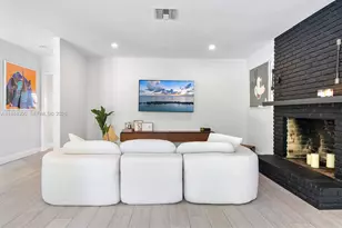 10570 NE 3rd Ave, Miami Shores, FL 33138 - Photo 28