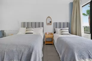 6345 Collins Ave, Miami Beach, FL 33141 - Photo 22