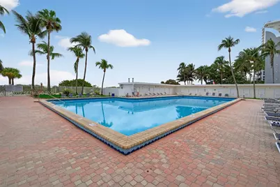 6345 Collins Ave #434, Miami Beach, FL 33141 - Photo 10