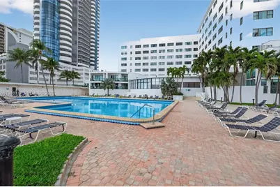 6345 Collins Ave #434, Miami Beach, FL 33141 - Photo 14