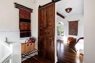 1234 S Greenway Dr, Coral Gables, FL 33134 - Photo 22