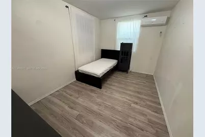 370 NW 188th St, Miami Gardens, FL 33169 - Photo 4