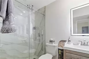 126 Piedmont C, Delray Beach, FL 33484 - Photo 10