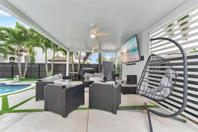 14452 SW 10th St, Miami, FL 33184 - Photo 26