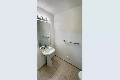 60 SW 13th St #1122, Miami, FL 33130 - Photo 8