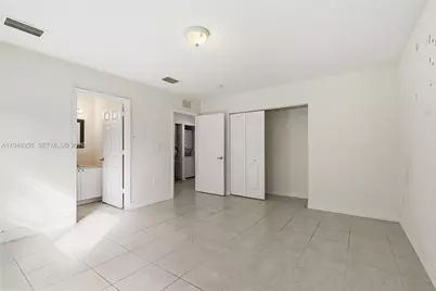 1403 NW 2nd St, Fort Lauderdale, FL 33311 - Photo 10