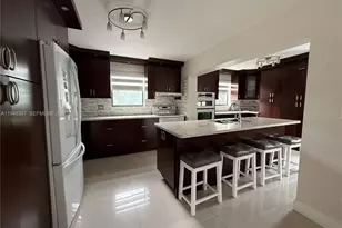 7321 Taylor St, Hollywood, FL 33024 - Photo 2