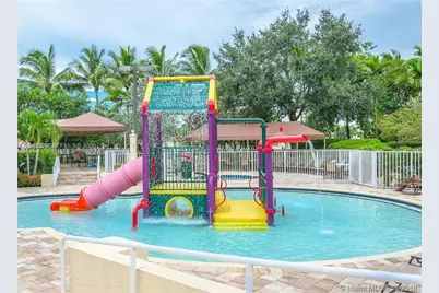 1220 Majesty Ter #0, Weston, FL 33327 - Photo 28