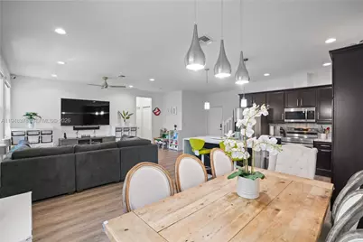 2913 Cascada Isles Way, Cooper City, FL 33024 - Photo 6