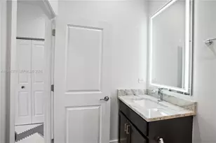 2913 Cascada Isle Way, Cooper City, FL 33024 - Photo 26