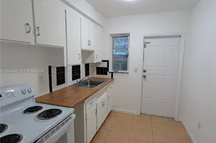 431 NE 64th St, Miami, FL 33138 - Photo 4
