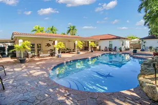 10210 SW 191st St, Cutler Bay, FL 33157 - Photo 30