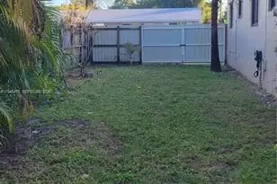 508 SW 8th St, Hallandale Beach, FL 33009 - Photo 4