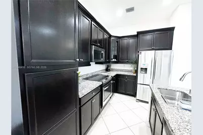 3209 W 98th Pl, Hialeah, FL 33018 - Photo 10