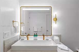 159 NE 6th St, Miami, FL 33132 - Photo 28