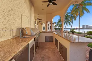 3283 NE 171 St, North Miami Beach, FL 33160 - Photo 10