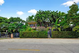 1446 Lenox Ave., Miami Beach, FL 33139 - Photo 32