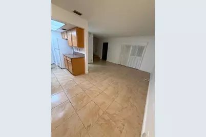 5811 NW 21st St #20-B, Lauderhill, FL 33313 - Photo 2