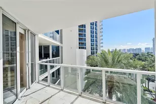 19333 Collins Ave, Sunny Isles Beach, FL 33160 - Photo 24