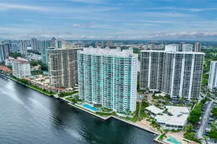 20281 E Country Club Dr, Aventura, FL 33180 - Photo 42