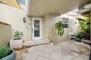 505 Maplewood Dr, Greenacres, FL 33415 - Photo 4