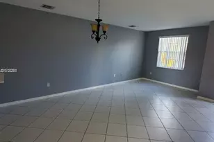 60 SE 6th Rd, Homestead, FL 33030 - Photo 2