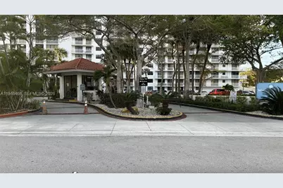 210 174th St #1909, Sunny Isles Beach, FL 33160 - Photo 46