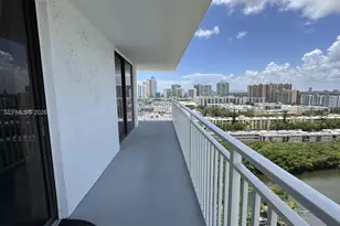 210 174th St, Sunny Isles Beach, FL 33160 - Photo 30